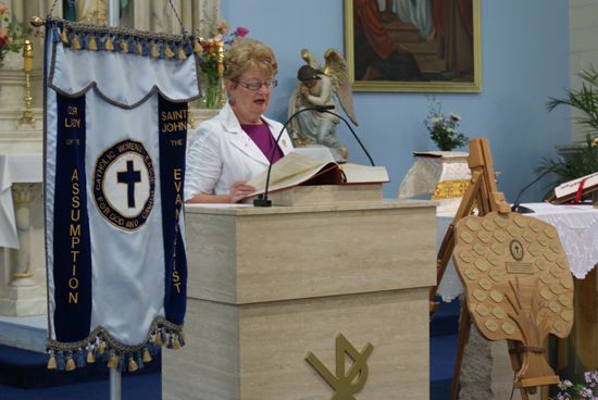 CWL - Caption Gladys Fowler, CWL President, does readings